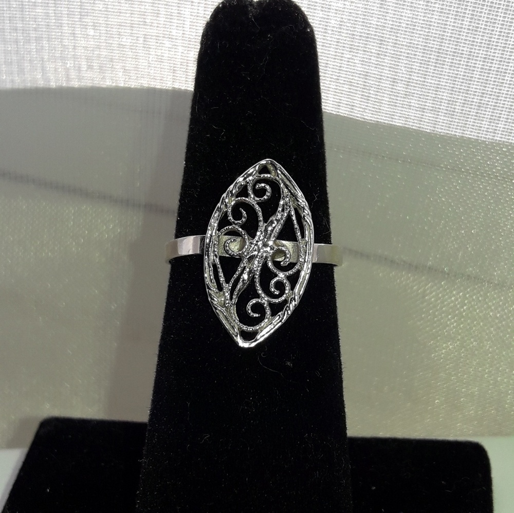 White Gold Filigree Ring